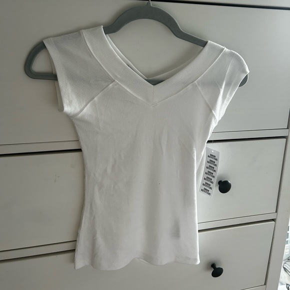 NWT White urban outfitters Shannen top!! - Picture 3 of 4